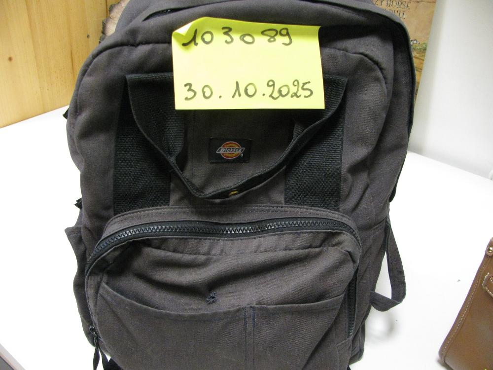 Sacs, valises : N° 2025006327 Trouvé(e) le : Thu Oct 30 00:00:00 CET 2025