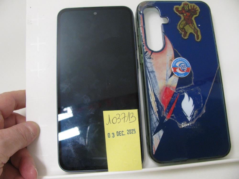 Téléphones portables : N° 2025006951 Trouvé(e) le : Wed Dec 03 00:00:00 CET 2025