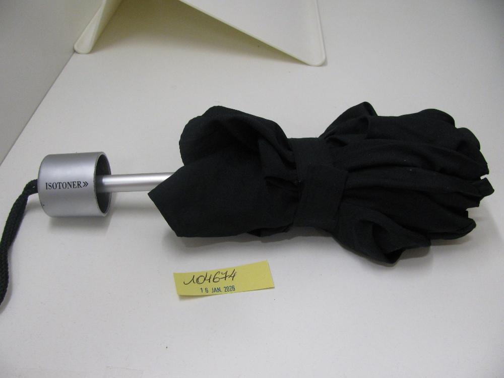 Parapluies : N° 2026000296 Trouvé(e) le : Fri Jan 16 00:00:00 CET 2026