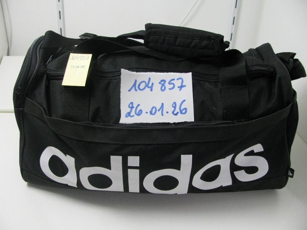 Sacs, valises : N° 2026000479 Trouvé(e) le : Mon Jan 26 00:00:00 CET 2026