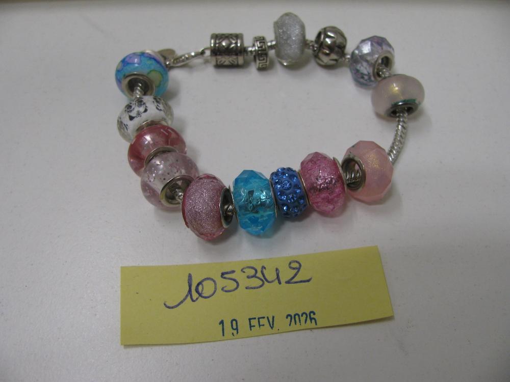 Montres et bijoux : N° 2026000964 Trouvé(e) le : Thu Feb 19 00:00:00 CET 2026