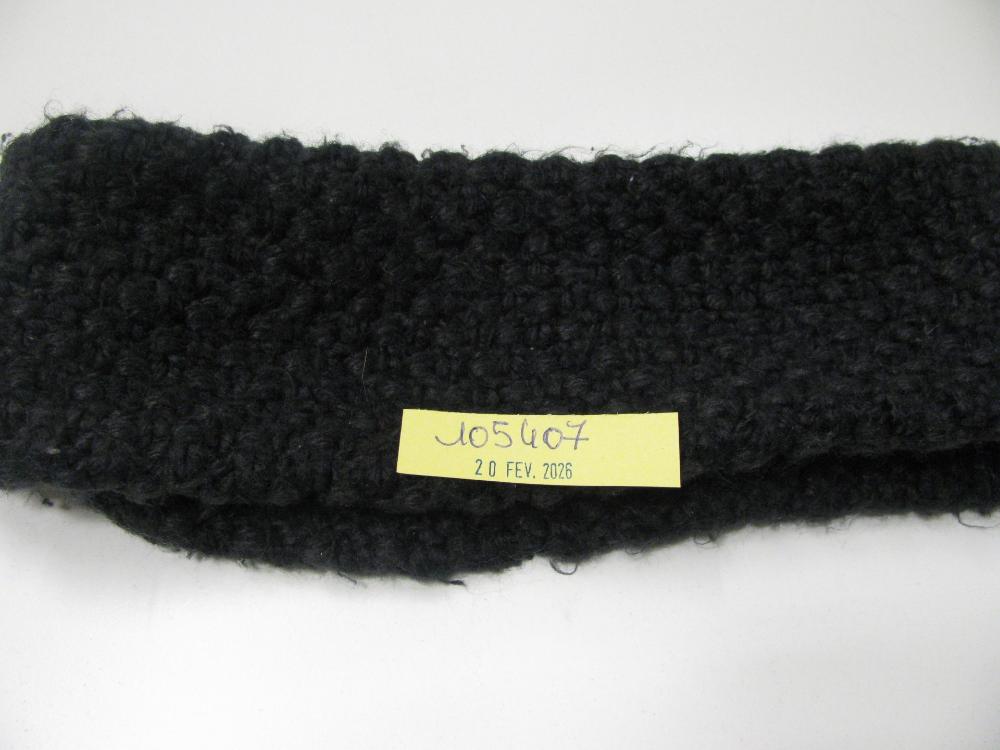 Vêtements, chaussures, accessoires : N° 2026001029 Trouvé(e) le : Fri Feb 20 00:00:00 CET 2026