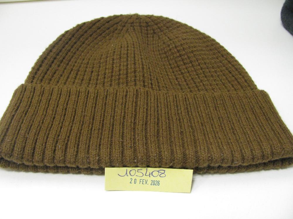 Vêtements, chaussures, accessoires : N° 2026001030 Trouvé(e) le : Fri Feb 20 00:00:00 CET 2026