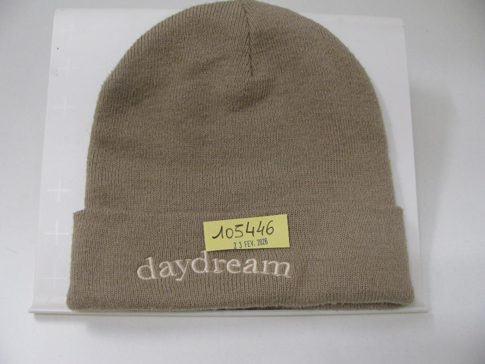 Vêtements, chaussures, accessoires : N° 2026001068 Trouvé(e) le : Mon Feb 23 00:00:00 CET 2026