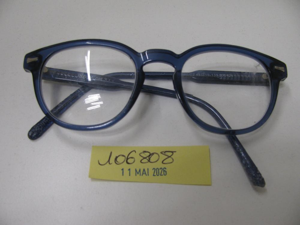 Lunettes : N° 2026002430 Trouvé(e) le : Mon May 11 00:00:00 CEST 2026